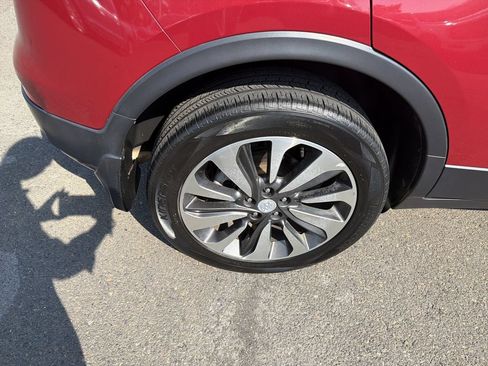Used 2018 Buick Encore Essence AWD/4WD image 31