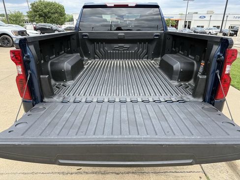 Used 2023 Chevrolet Silverado 1500 Custom AWD/4WD image 28