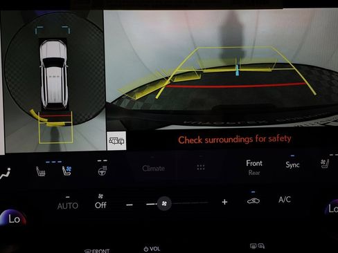 Used 2025 Lexus GX 550 w/ Accessory Package (2T) image 31