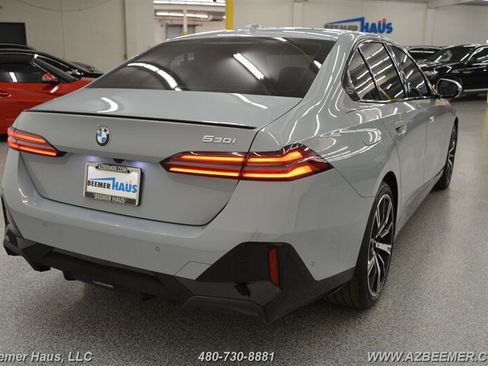 Used 2026 BMW 530i w/ M Sport Package RWD image 51