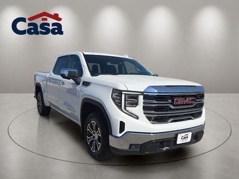 Used 2025 GMC Sierra 1500 SLT AWD/4WD image 4