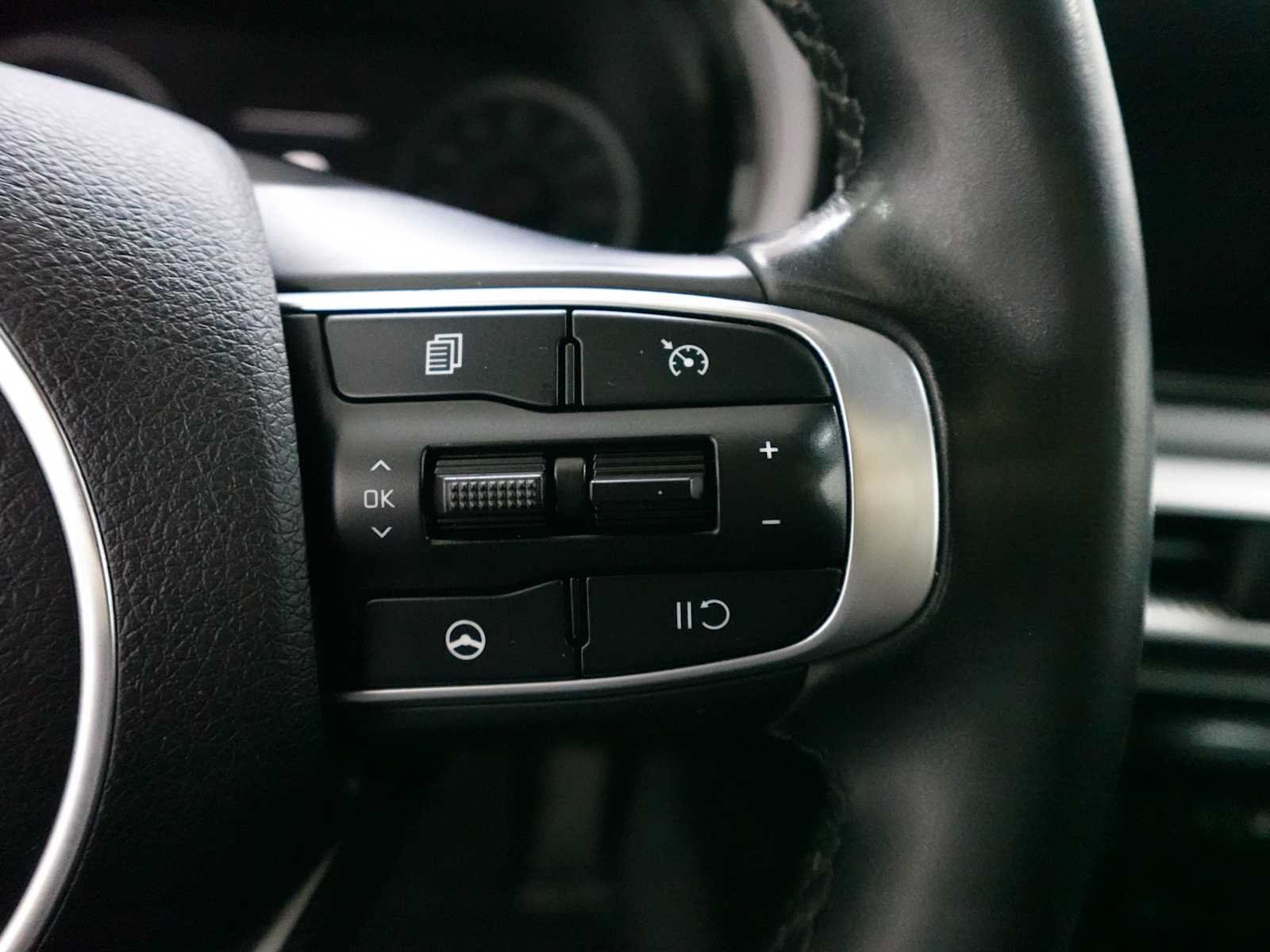 Used 2022 Kia K5 GT-Line AWD/4WD image 18