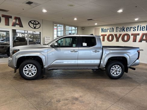 New 2026 Toyota Tacoma SR5 AWD/4WD image 7