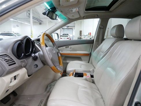 Used 2005 Lexus RX 330 AWD image 8