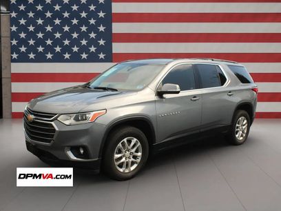 Used 2021 Chevrolet Traverse LT