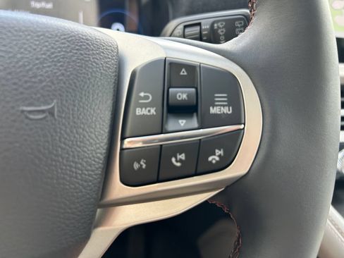 New 2026 Ford Explorer Active w/ Active Comfort Package AWD/4WD image 21