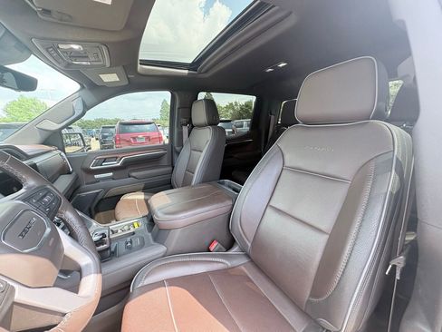 Used 2023 GMC Sierra 1500 Denali w/ Denali Reserve Package image 6