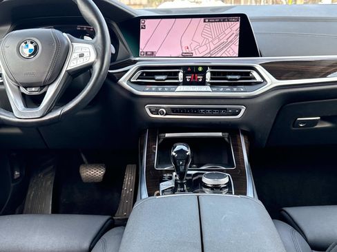 Used 2021 BMW X7 xDrive40i w/ Cold Weather Package image 15