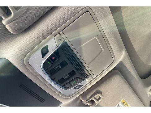 Certified 2025 Acura MDX FWD w/ Technology Package image 24