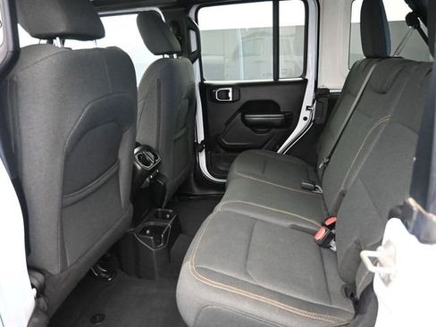 Used 2024 Jeep Wrangler Sport S image 16