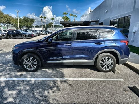 Used 2020 Hyundai Santa Fe SEL w/ Convenience + Premium Package FWD image 5