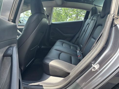 Used 2022 Tesla Model 3 Long Range AWD/4WD image 22
