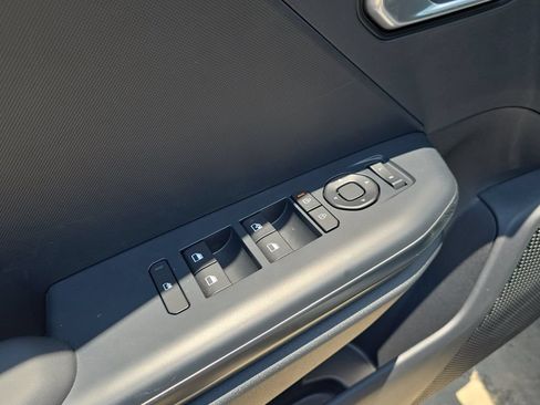 New 2026 Kia K4 FWD image 18
