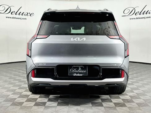 Used 2024 Kia EV9 GT-Line AWD/4WD image 5