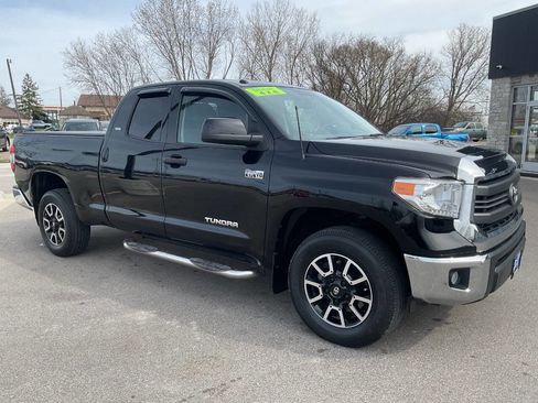 Used 2014 Toyota Tundra SR5 w/ SR5 Upgrade Package image 10