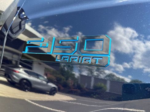 Used 2025 Ford F150 Lightning Lariat AWD/4WD image 9