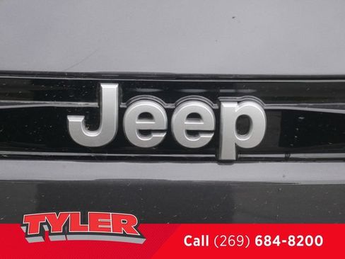 New 2026 Jeep Grand Cherokee Laredo X AWD/4WD image 15