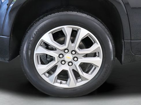 Used 2021 Chevrolet Traverse Premier AWD/4WD image 6