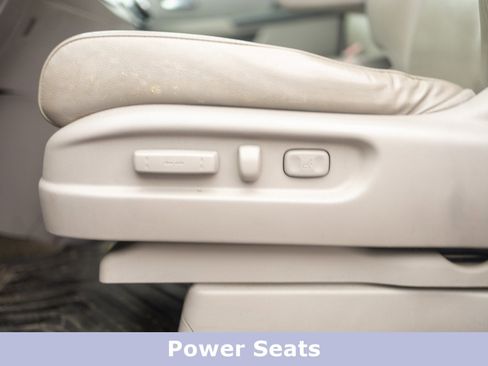 Used 2014 Honda Odyssey EX-L image 16