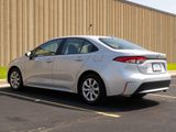Used 2022 Toyota Corolla LE image 5