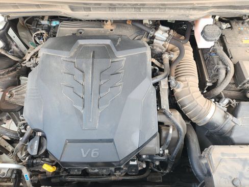 Used 2024 Kia Carnival SX FWD image 33