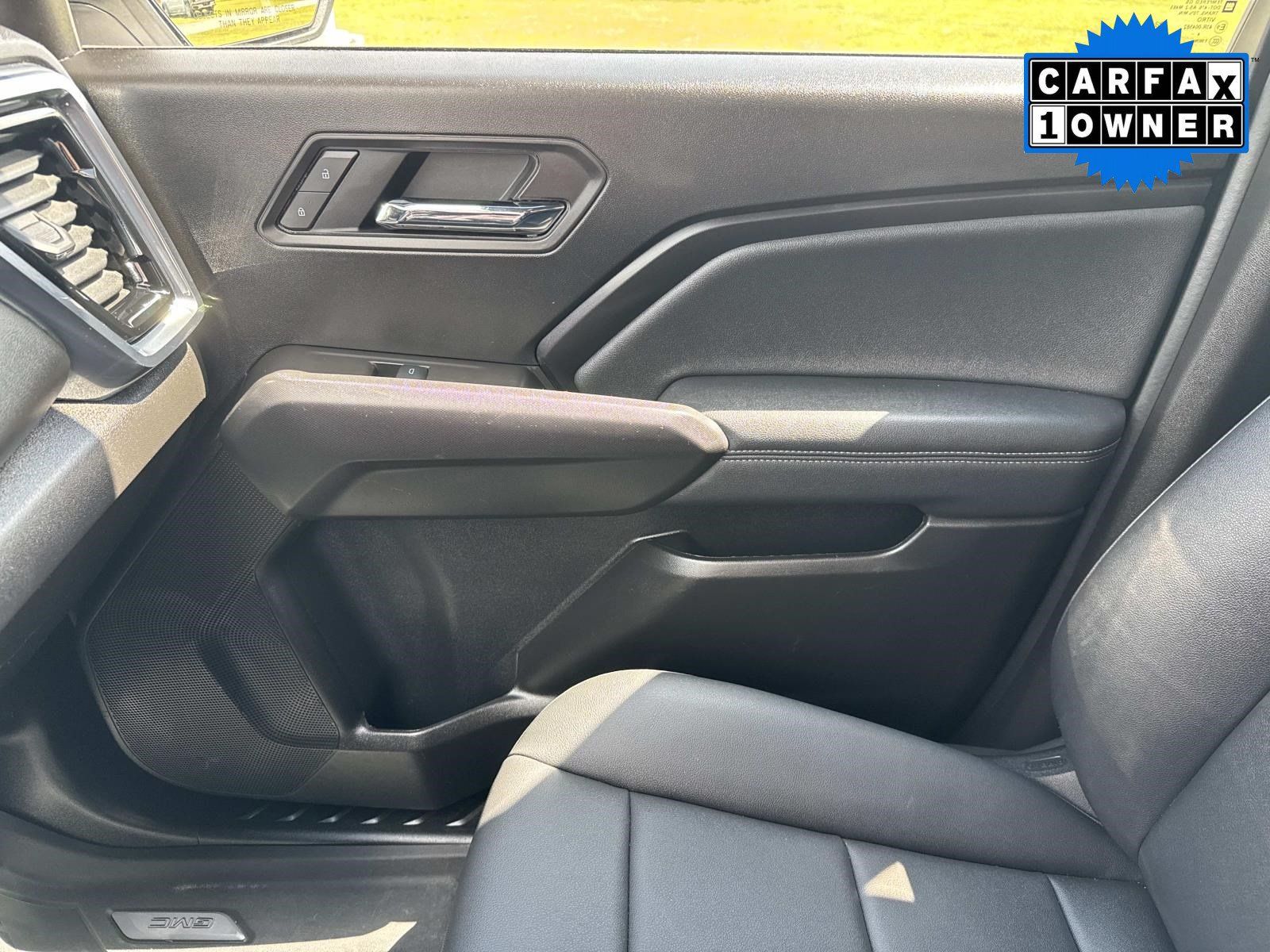 Used 2025 GMC Canyon Elevation w/ Convenience Package RWD image 27