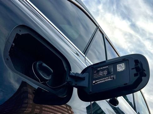 Certified 2022 Mercedes-Benz GLC 300 GLC 300 image 9