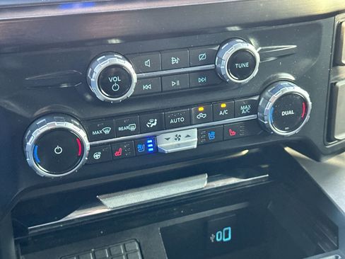 Used 2023 Ford F350 Lariat w/ Lariat Ultimate Package image 18