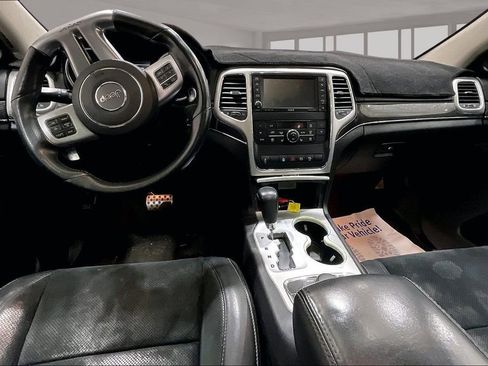 Used 2012 Jeep Grand Cherokee SRT8 w/ Luxury Group II AWD/4WD image 17