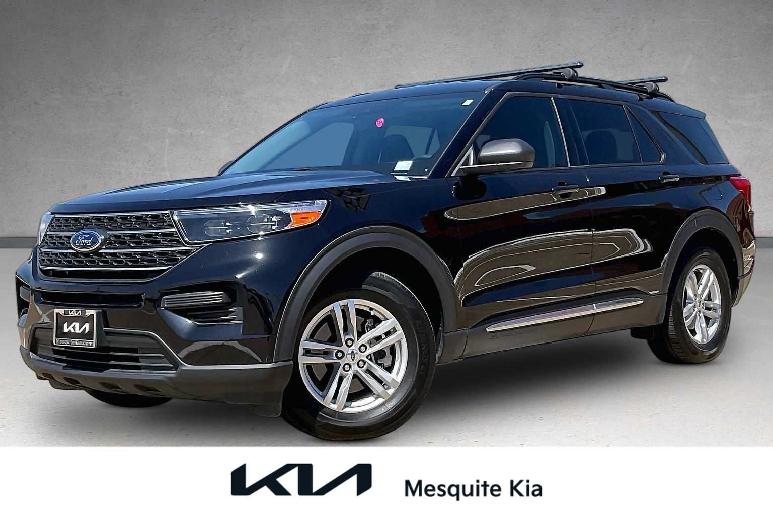 Used 2023 Ford Explorer XLT RWD image 1