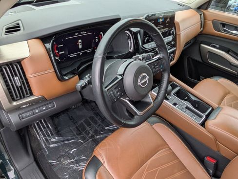 Certified 2023 Nissan Pathfinder Platinum image 15