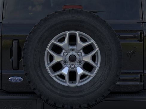 New 2025 Ford Bronco Badlands image 24