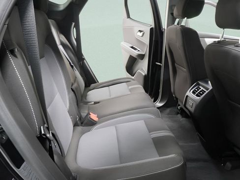 Used 2025 Chevrolet Blazer LT image 27