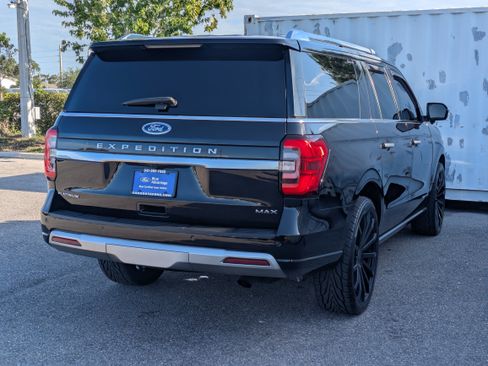 Certified 2023 Ford Expedition Max Platinum AWD/4WD image 4