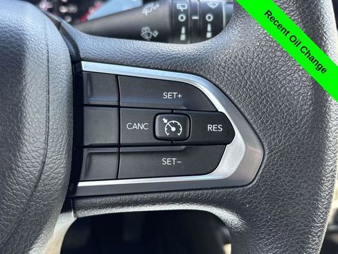 Used 2023 Jeep Compass Sport image 14