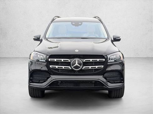 Certified 2023 Mercedes-Benz GLS 580 4MATIC image 2