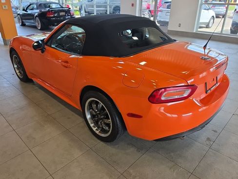 Used 2017 FIAT 124 Spider Classica RWD image 14