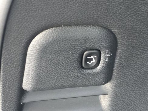 Used 2020 Jeep Grand Cherokee SRT image 16