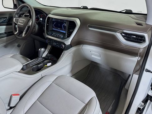 Used 2019 GMC Acadia SLT AWD/4WD image 29