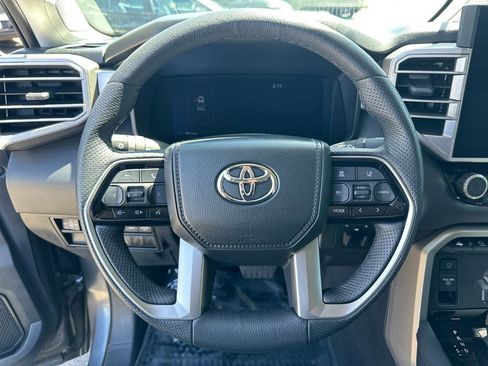 Used 2024 Toyota Tundra Limited AWD/4WD image 18