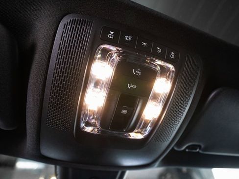 Certified 2022 Mercedes-Benz GLB 250 4MATIC image 22