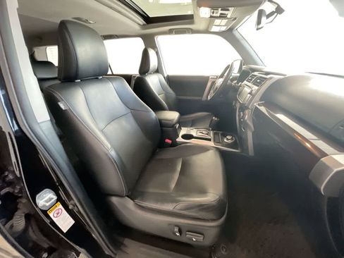 Used 2017 Toyota 4Runner Limited AWD/4WD image 26