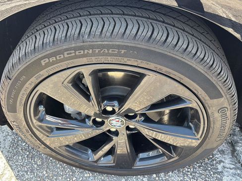 Used 2023 Buick Envision Essence w/ Sport Touring Package FWD image 12
