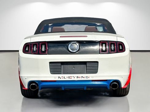 Used 2013 Ford Mustang GT Premium w/ Security Pkg RWD image 4