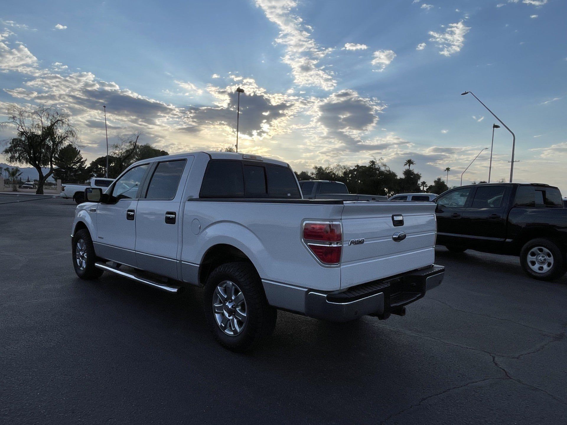 Used 2014 Ford F150 XLT w/ Equipment Group 302A Luxury RWD image 3