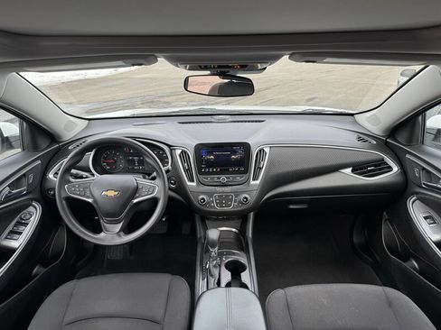 Used 2023 Chevrolet Malibu LT image 17