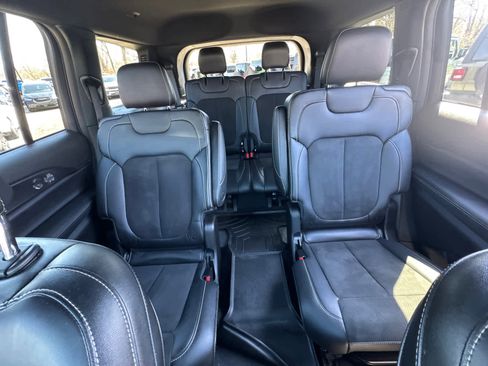Used 2023 Jeep Grand Cherokee L Laredo AWD/4WD image 26