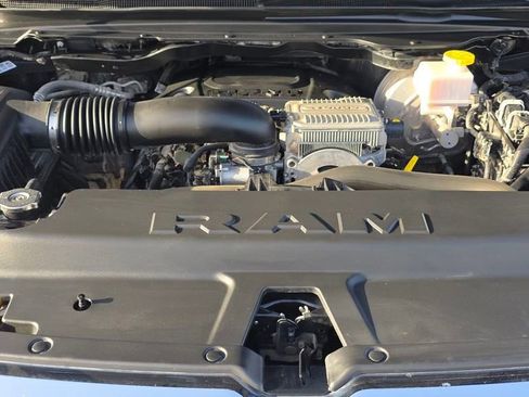 Used 2023 RAM 1500 Laramie AWD/4WD image 11