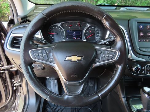 Certified 2020 Chevrolet Equinox LT w/ Driver Convenience Package FWD image 15