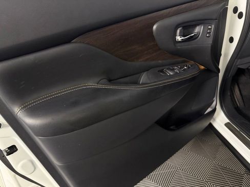 Used 2024 Nissan Murano Platinum w/ Cargo Package FWD image 25
